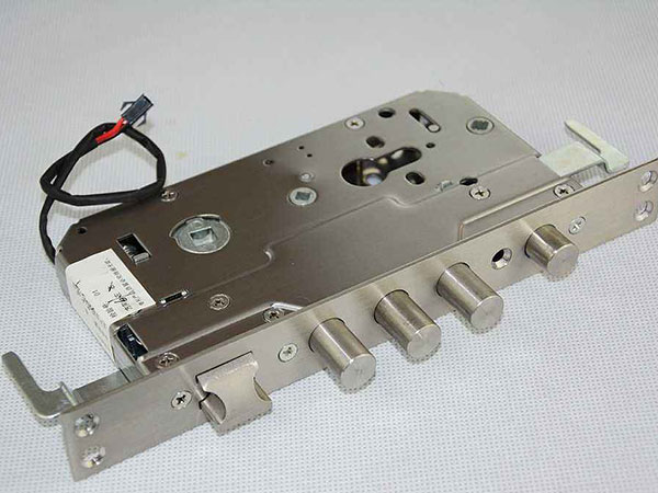 满洲里24小时上门开锁公司